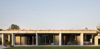 House of Grid by BEEF ARCHITEKTI