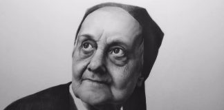 Learn to draw realistic portraits with graphite pencils