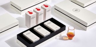 Teaseeing brand Mid-Autumn Festival gift packaging design by Yuandesign Studio.