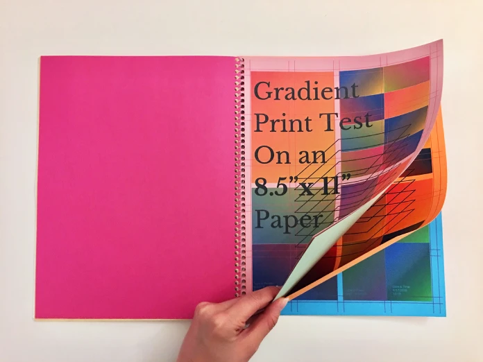 Sakura Tateiwa designed a guide that instructs how to create designs on Google Slides