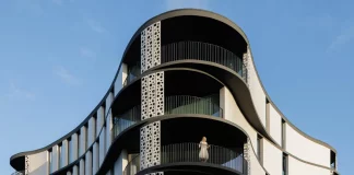 Sense 100 Building by Sandra Micaela Casinha architects